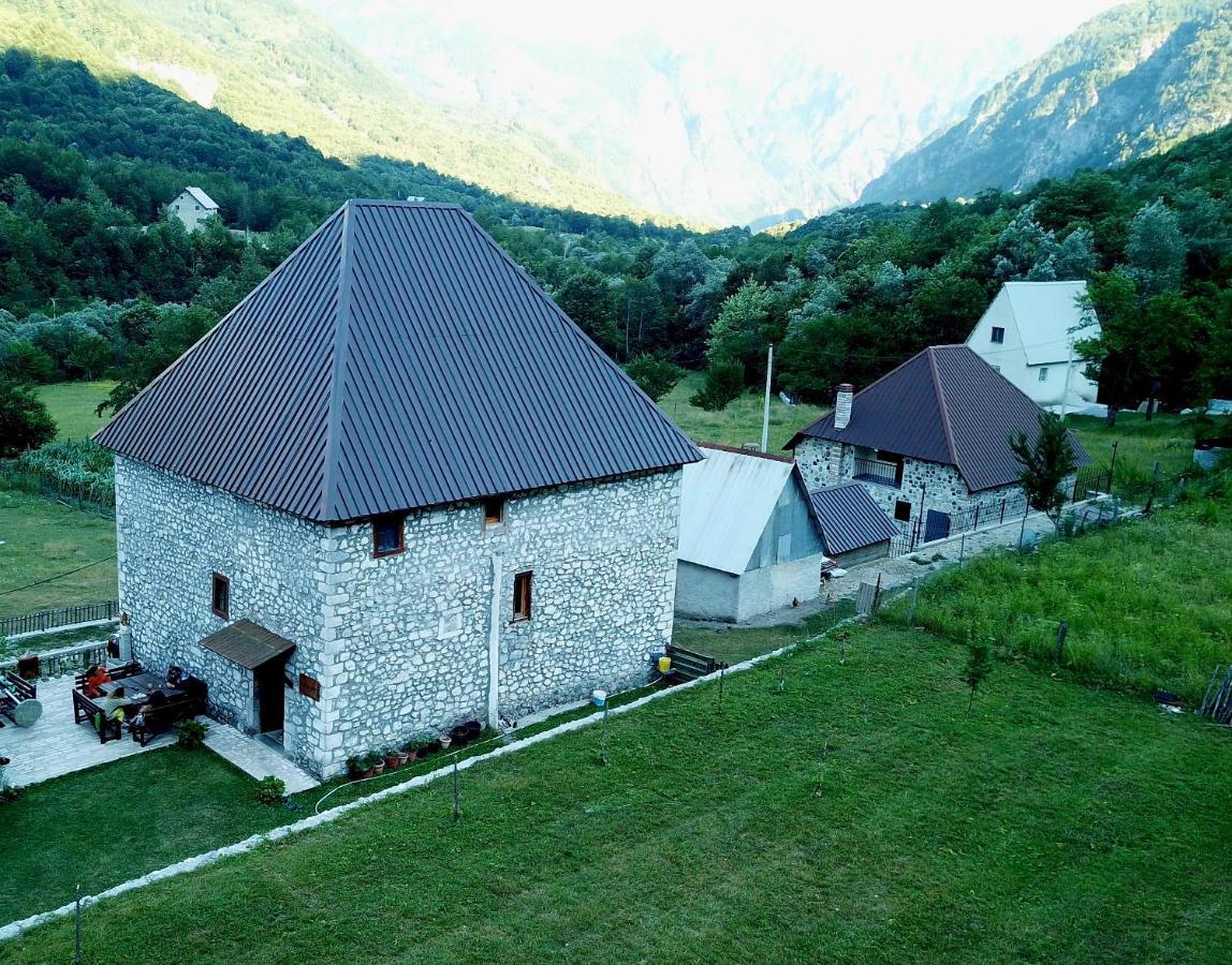 Kulla E Sadri Lukes Hotel Theth Kültér fotó