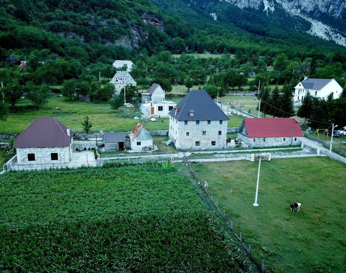 Kulla E Sadri Lukes Hotel Theth Kültér fotó